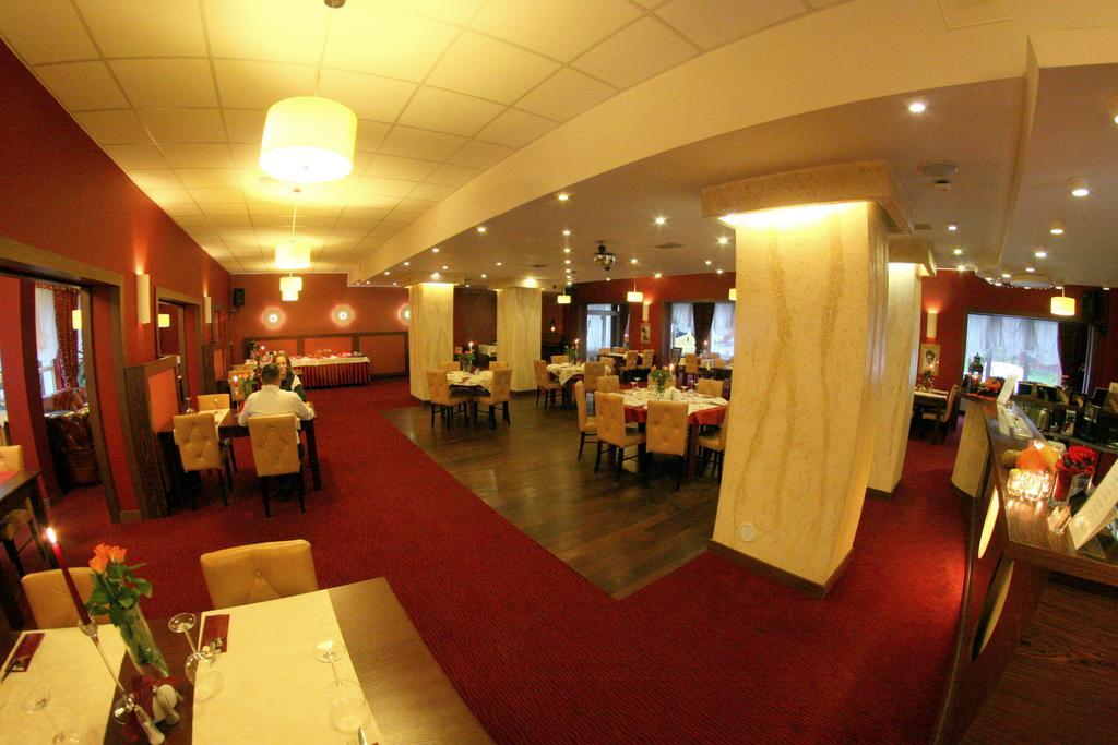 Hotel I Restauracja Złoty Las Εξωτερικό φωτογραφία