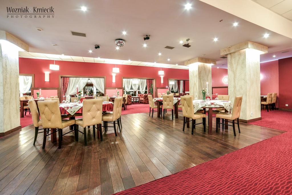 Hotel I Restauracja Złoty Las Εξωτερικό φωτογραφία
