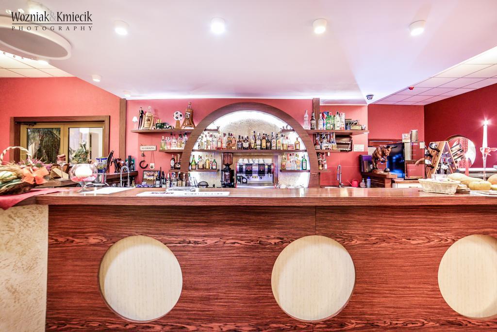 Hotel I Restauracja Złoty Las Εξωτερικό φωτογραφία